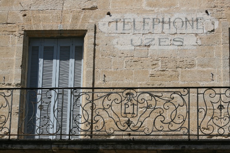 ../Images/20070709_188_uzes_telephone.jpg